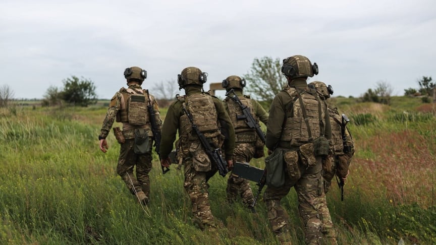 Українські військові під час навчань Ілюстративне фото. Українські військові під час навчань