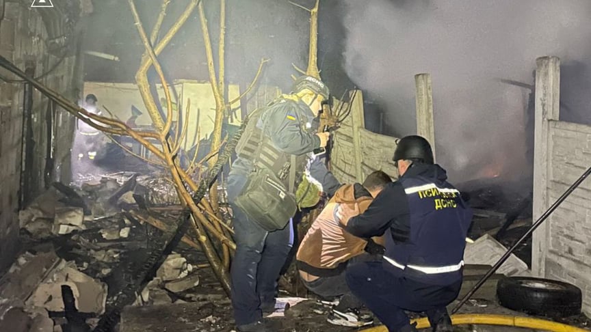 Наслідки російського обстрілу у Чернігові, 19 квітня 2026 року