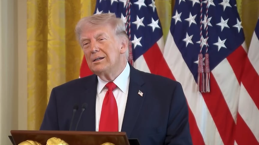 Президент США Дональд Трамп під час виступу з нагоди великоднього обіду у Білому домі, 1 квітня 2026 року