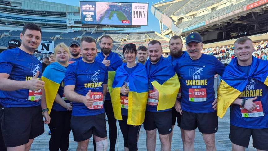 Украинские военные приняли участие в забеге Soldier Field 10 в Чикаго, США
