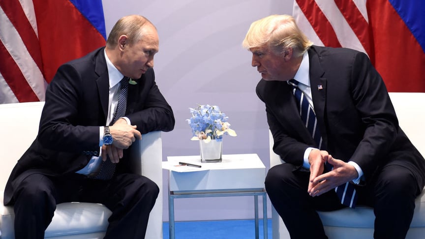 Ілюстративне фото. Переговори президента США Дональд Трампа із російьским колегою володимиром путіним на саміті «Великої двадцятки» у Гамбурзі, 2017 рік