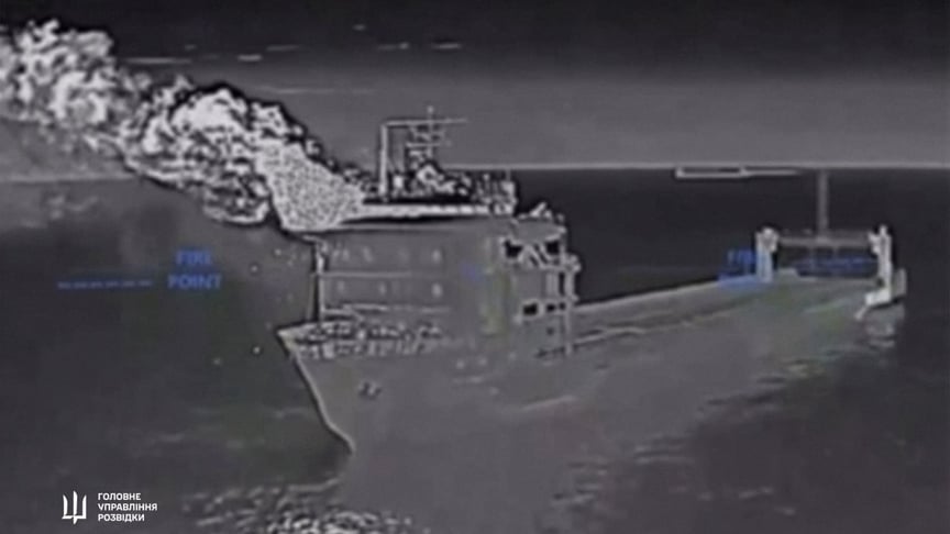 Пожар на пароме «Славянин» после ударов дронов