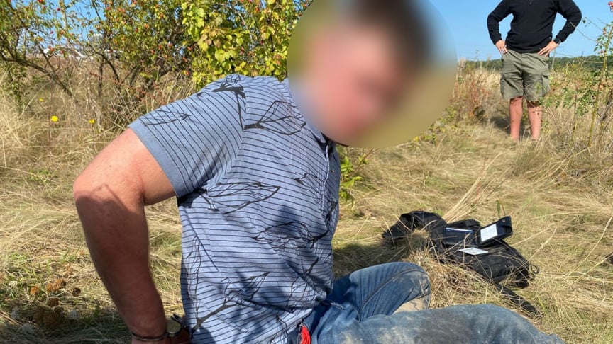 Затримання підозрюваного у вбивстві двох школярів на Вінниччині