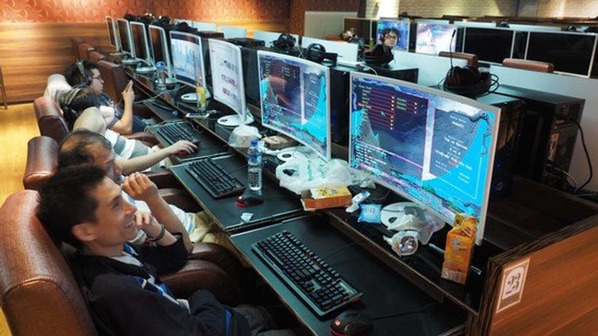 Banning Russian Online Services: Pros And Cons