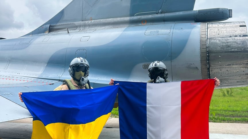 Українські пілоти дякують народу Франції за підтримку та партнерство