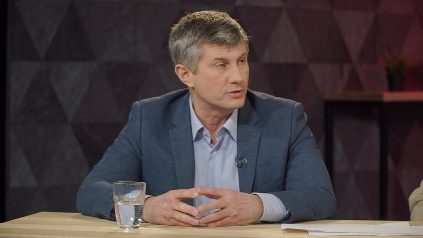 Vadym Halaychuk, an MP for Zelensky’s ruling Servant of the People party, speaks to Hromadske's Kari Odermann during the Weekly Wrap-Up program on Hromadske International on March 6.