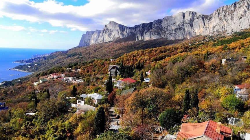 Поселок Олива на Южном берегу Крыма