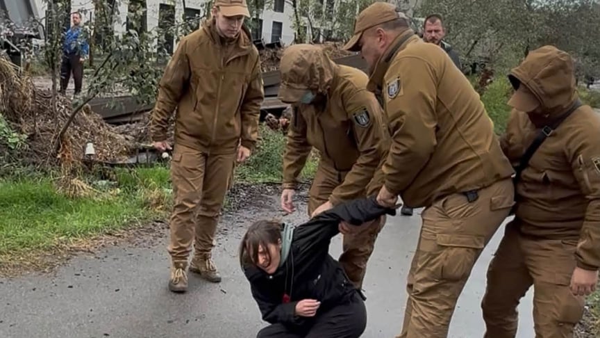 Співробітники «Муніципальної охорони» та постраждала Тетяна Трошкіна