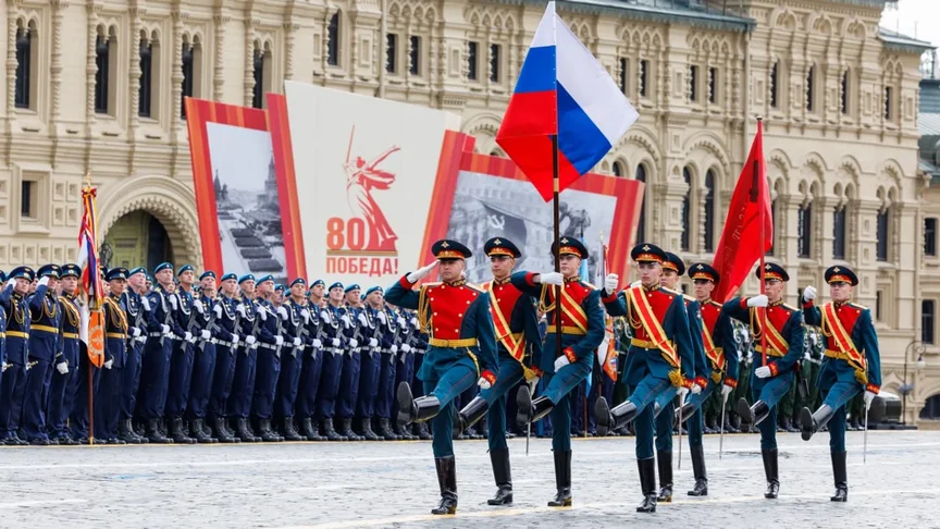 Иллюстративная фотография. российские военные на параде, 9 мая 2025 года