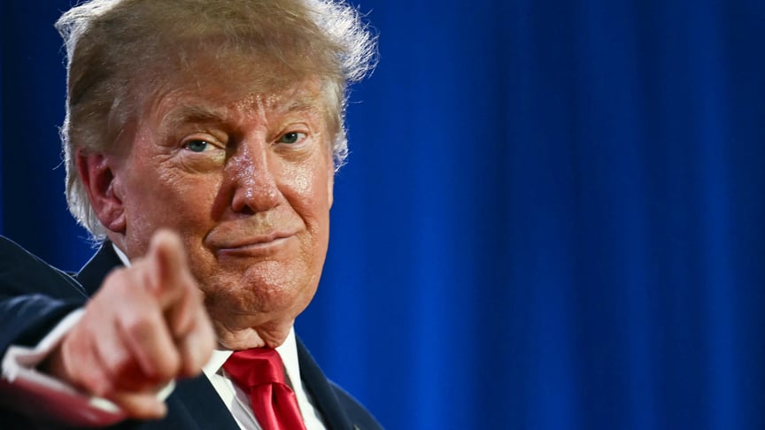 Президент США Дональд Трамп на передвиборчому мітингу в штаті Айова, 22 жовтня 2026 року