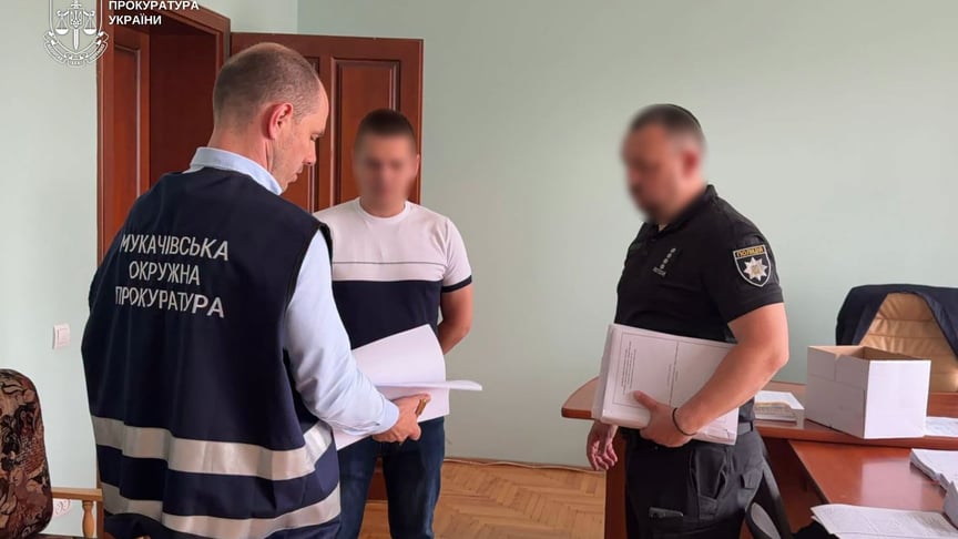 Правоохоронці повідомили про підозру чотирьом працівникам лікарні на Закарпатті