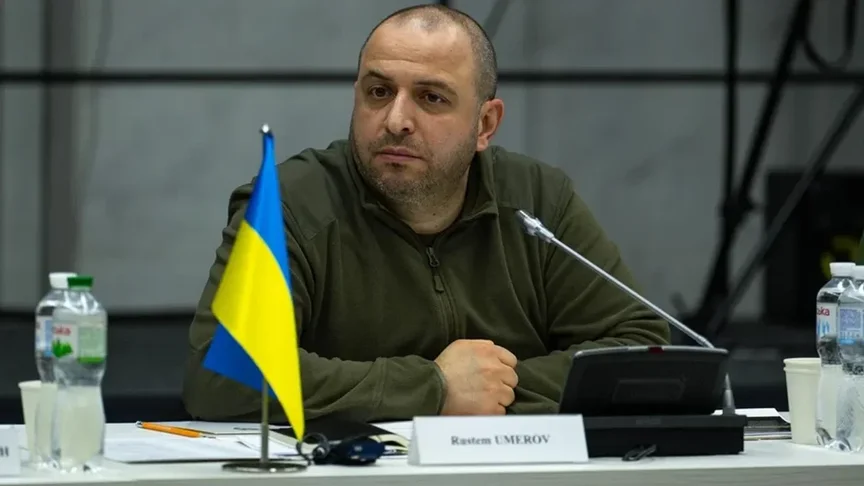Міністр оборони Рустем Умєров Міністр оборони Рустем Умєров
