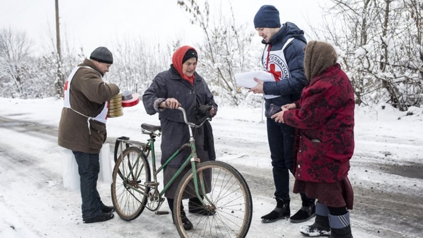 Communication is Key in Coronavirus Prevention in Conflict Zone - Red Cross in Ukraine