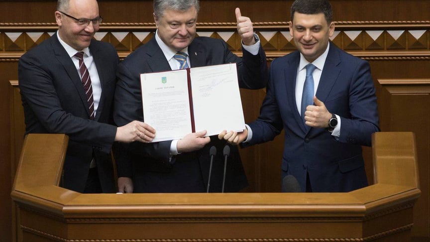 Петро Порошенко, Володимир Гройсман та Андрій Парубфій у Верховній Раді 19 січня