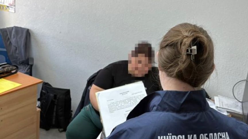 Начальниці відділу захисту прав дитини Броварської служби у справах дітей повідомили про підозру