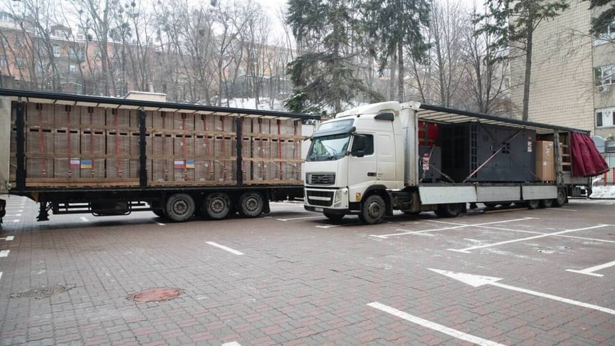 Перша партія генераторів від польських волонтерів