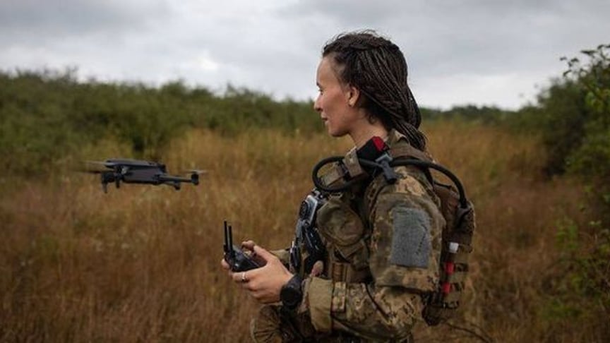 Ukrainian servicewoman. Illustrative photo