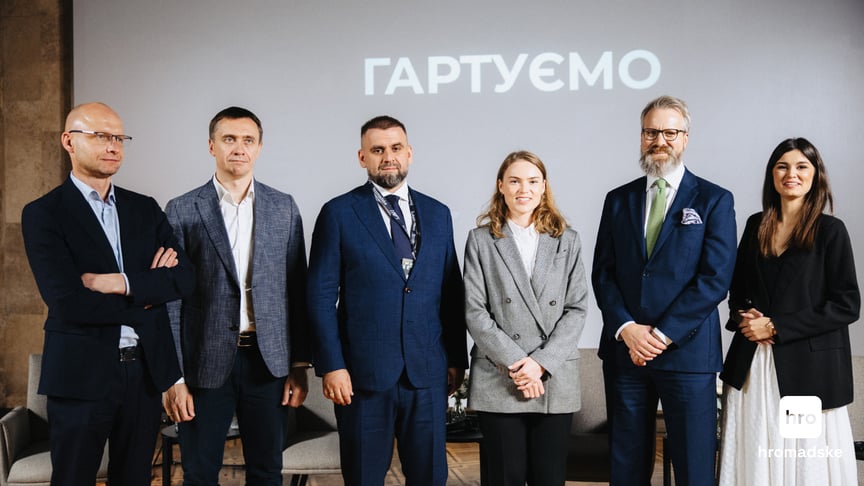 Є надлишок, але його неможливо продати: як українське законодавство «гальмує» експорт зброї та компонентів