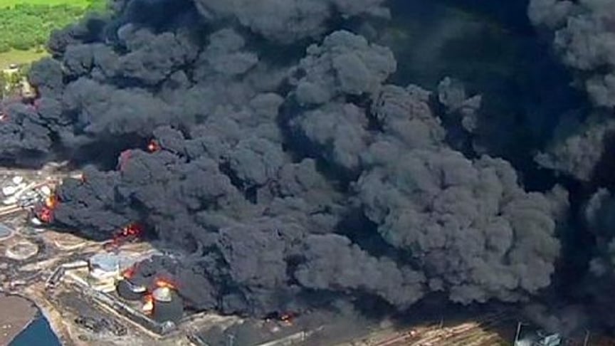 Watch Massive Blaze Go Near Kyiv