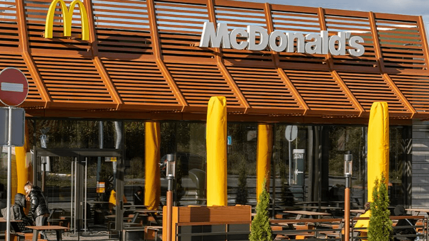 Ілюстративне фото. Ресторан мережі McDonald’s Ілюстративне фото. Ресторан мережі McDonald’s