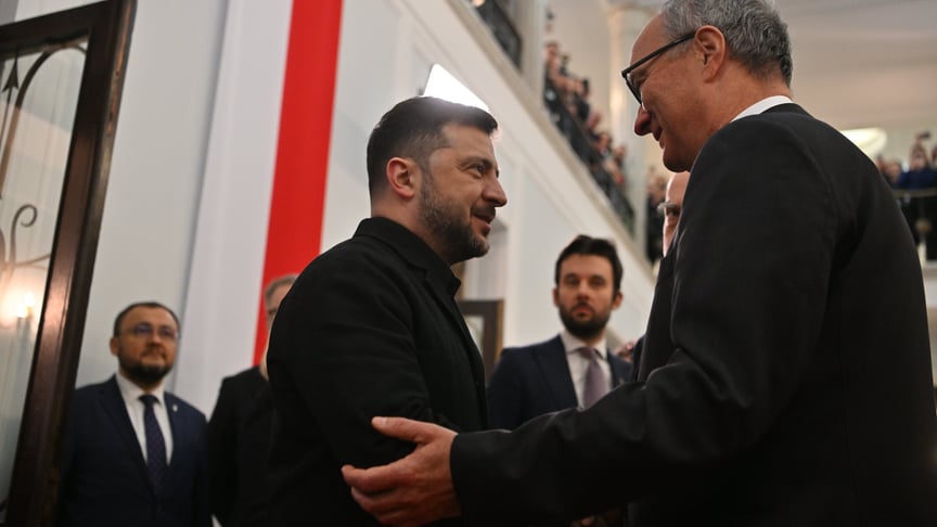 Президент України Володимир Зеленський під час зустрічі зі спікером польського Сейму Влодзімєжом Чажастим
