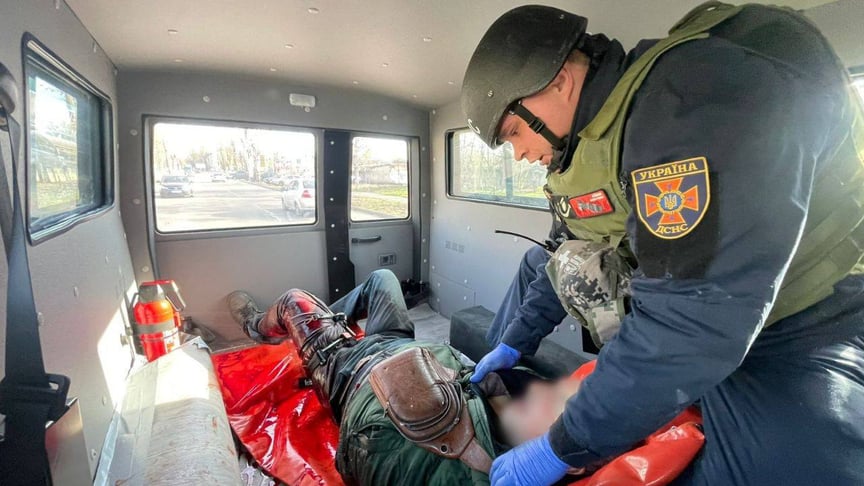 Постраждалий після удару по АЗС в Нікополі