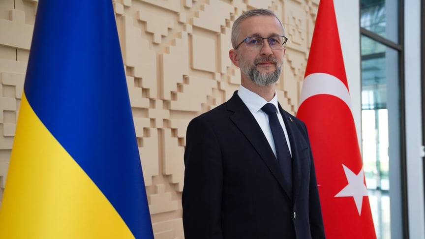 Посол України в Туреччині Наріман Джелял
