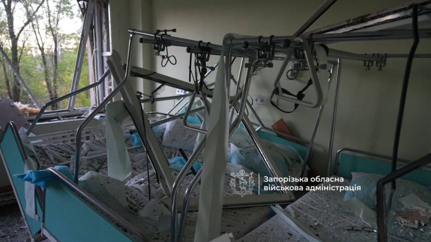 Лікарня в Запоріжжі, пошкоджена внаслідок російської атаки 25 вересня 2026 року Лікарня в Запоріжжі, пошкоджена внаслідок російської атаки 25 вересня 2026 року