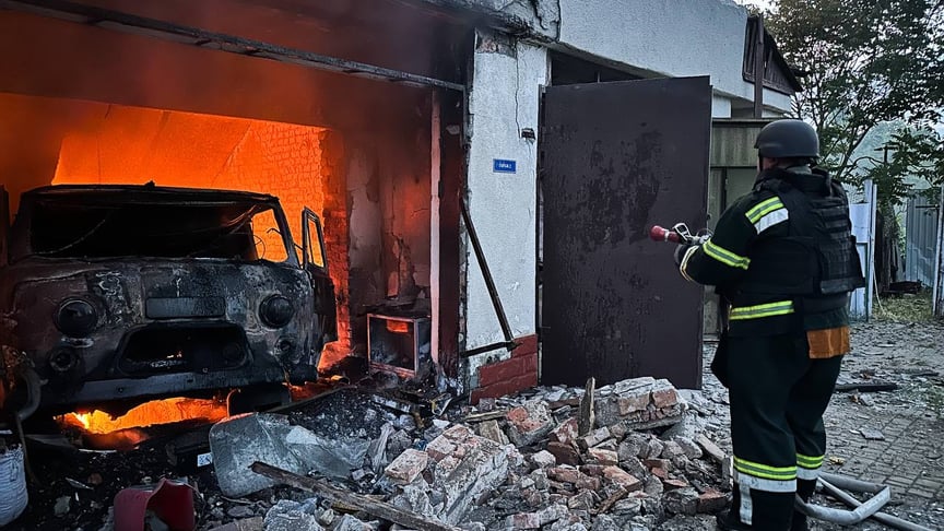 Знищена станція екстреної медичної допомоги в Білгород-Дністровському Наслідки російського удару по Білгород-Дністровському в ніч проти 22 червня