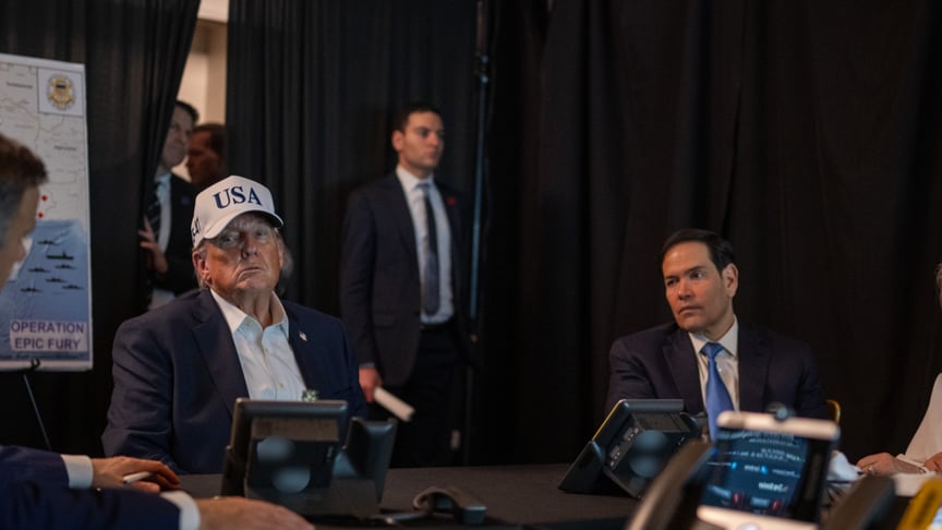 Президент США Дональд Трамп Президент США Дональд Трамп стежить за перебігом операції в Ірані