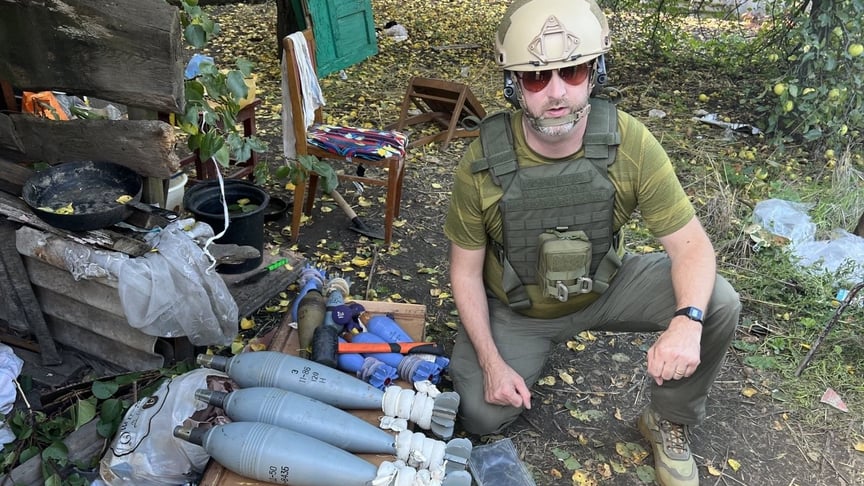 Кайл Паркер во время визита в Украину