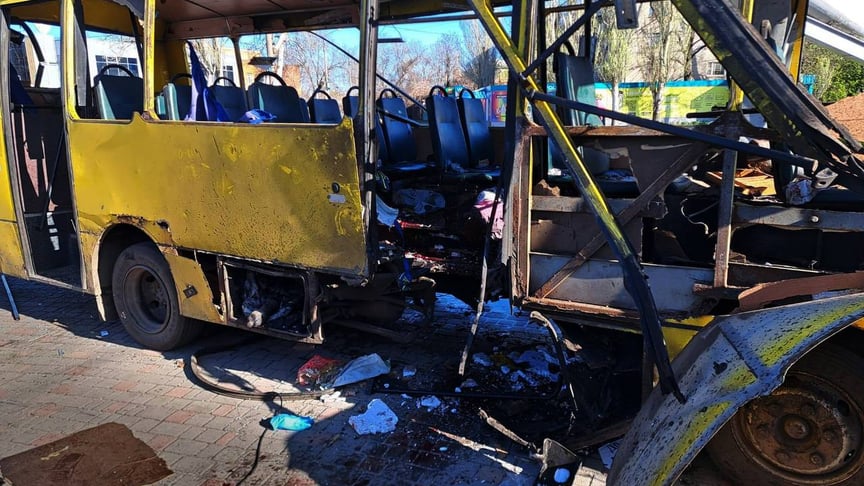 Minibus attacked by a Russian drone