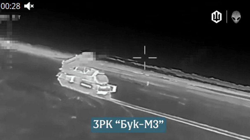 Удар по зенитно-ракетному комплексу «Бук» российских оккупантов