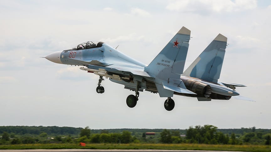 российский истребитель СУ-30СМ