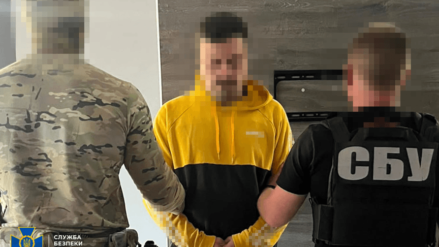 Затримання підозрюваного в коригуванні російських ударів по трасі Полтава — Харків