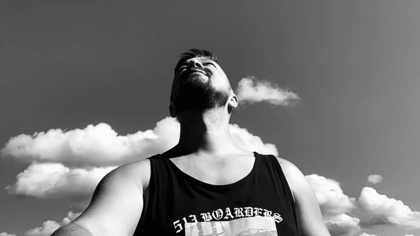 Ексрежисер шоу «Орел і Решка» Василь Хомко Ексрежисер шоу «Орел і Решка» Василь Хомко