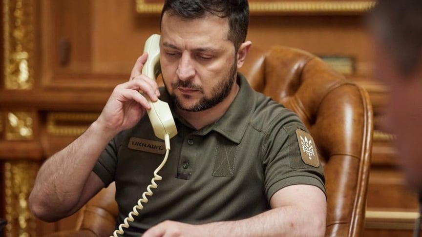 Illustrative photo. President of Ukraine Volodymyr Zelenskyy speaks by phone Illustrative photo. President of Ukraine Volodymyr Zelenskyy speaks by phone
