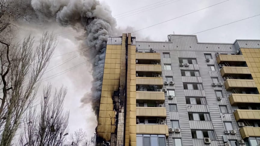 В Днепре загорелся офис сети магазинов «АТБ»