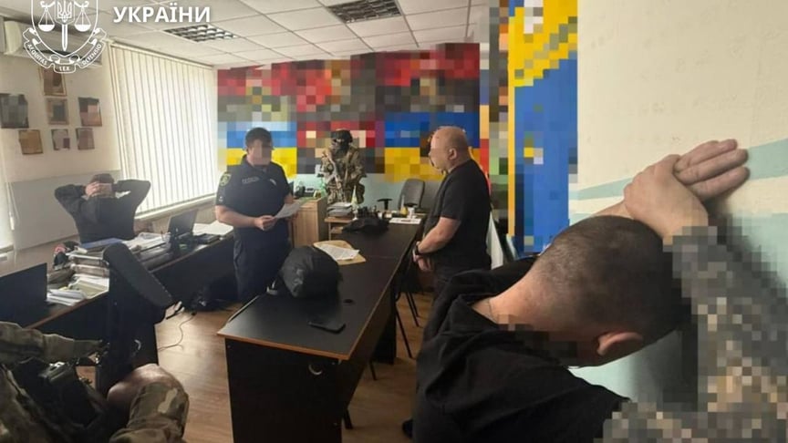 Підозрювані у поборах