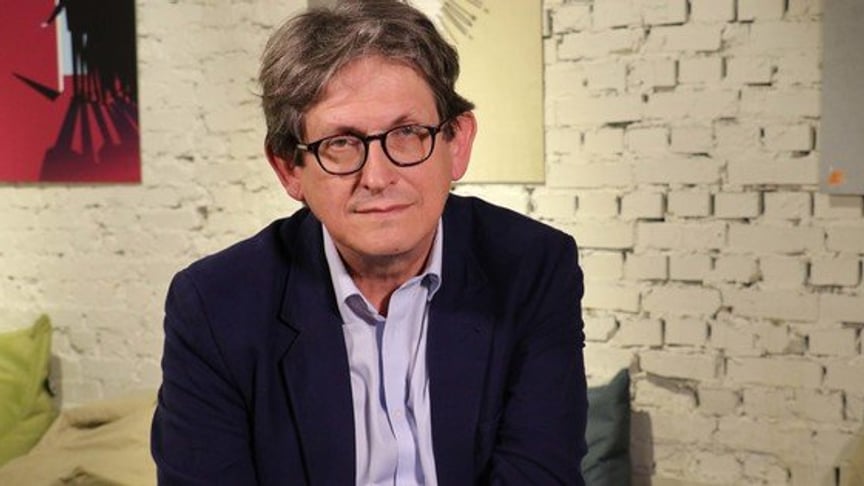 Former Guardian Chief Editor: We're Beginning To Glimpse What A World Without Journalism Is Like