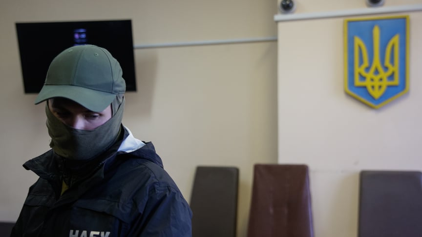 Раджу не викидати картонки з посилок