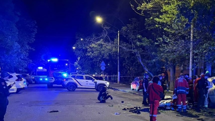 В Одесі вибухнув автомобіль із двома людьми