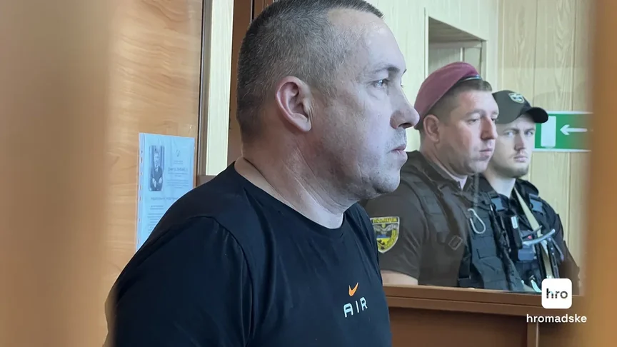 Екскомандир 155 механізованої бригади Станіслав Лучанов у залі суду, 14 липня 2026 року