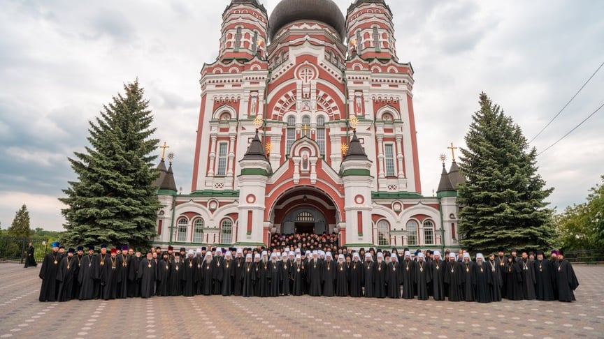 Общее фото священнослужителей после совершения Собора УПЦ