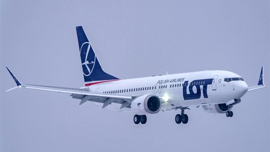 Ілюстративне фото. Пасажирський літак