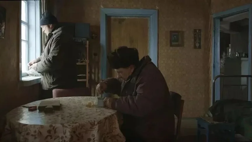 Кадр із фільму «Сірі Бджоли»
