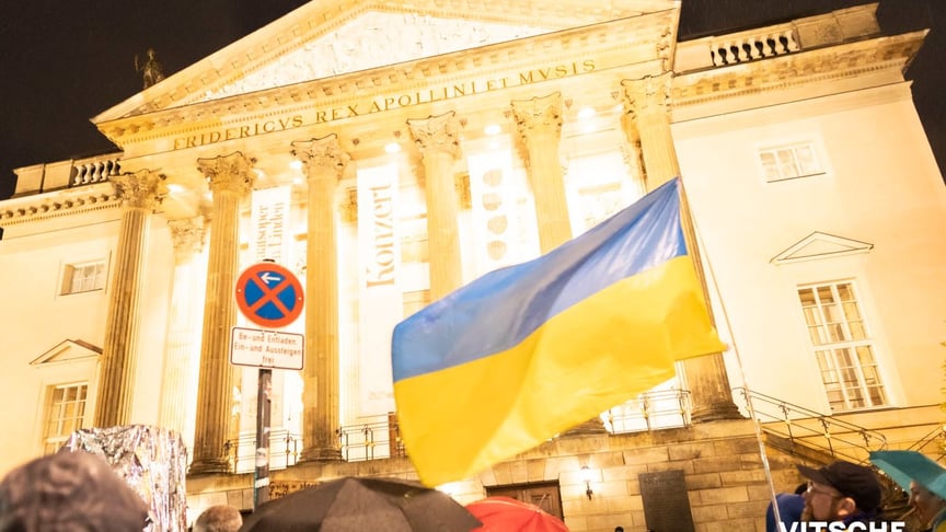 У Берліні українці вийшли на протест проти виступів російської оперної співачки Нетребко