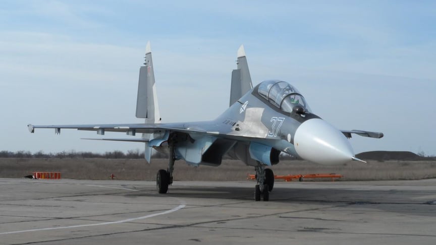 російський винищувач Су-30СМ російський винищувач Су-30СМ