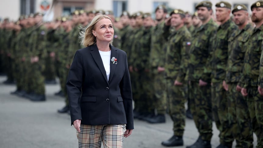 Міністерка оборони Чехії Яна Чернохова Міністерка оборони Чехії Яна Чернохова