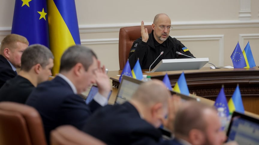 Засідання Кабміну на чолі з прем'єр-міністром Денисом Шмигалем